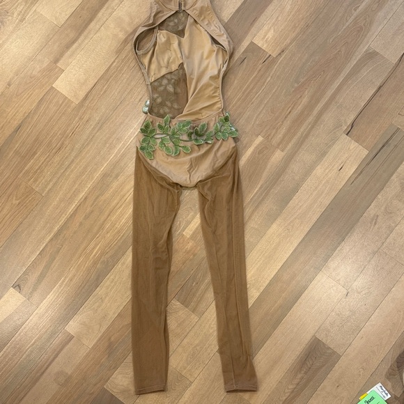 Beige Kids One-Piece Bodysuit with Green Velvet Leaf Appliqué - Picture 2 of 4